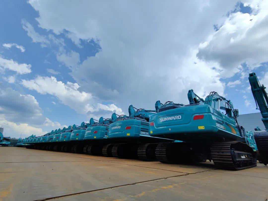 以先导式立异实现挖掘机从无到有，从小到大，从大到强！