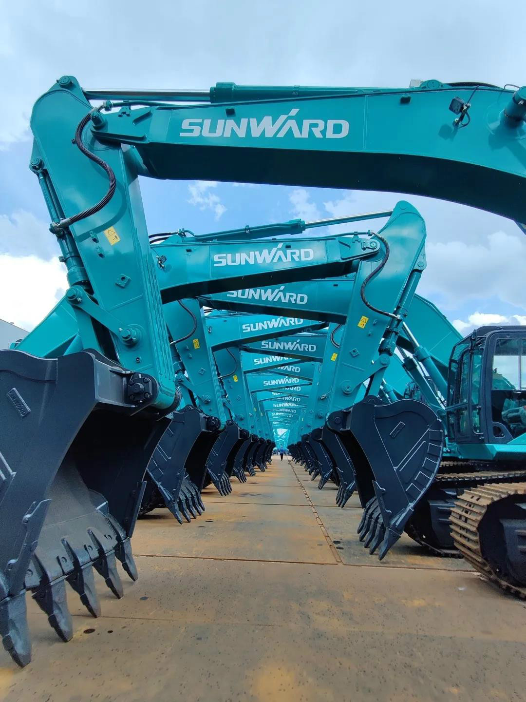 以先导式立异实现挖掘机从无到有，从小到大，从大到强！