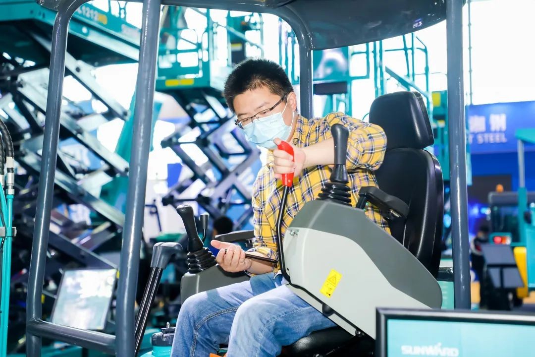 “机甲盛宴”长沙展圆满收官！！！3044am永利集团智能展区亮点精彩回首