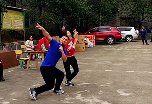 践行雷锋精神捐建“3044am永利集团梦图书馆”