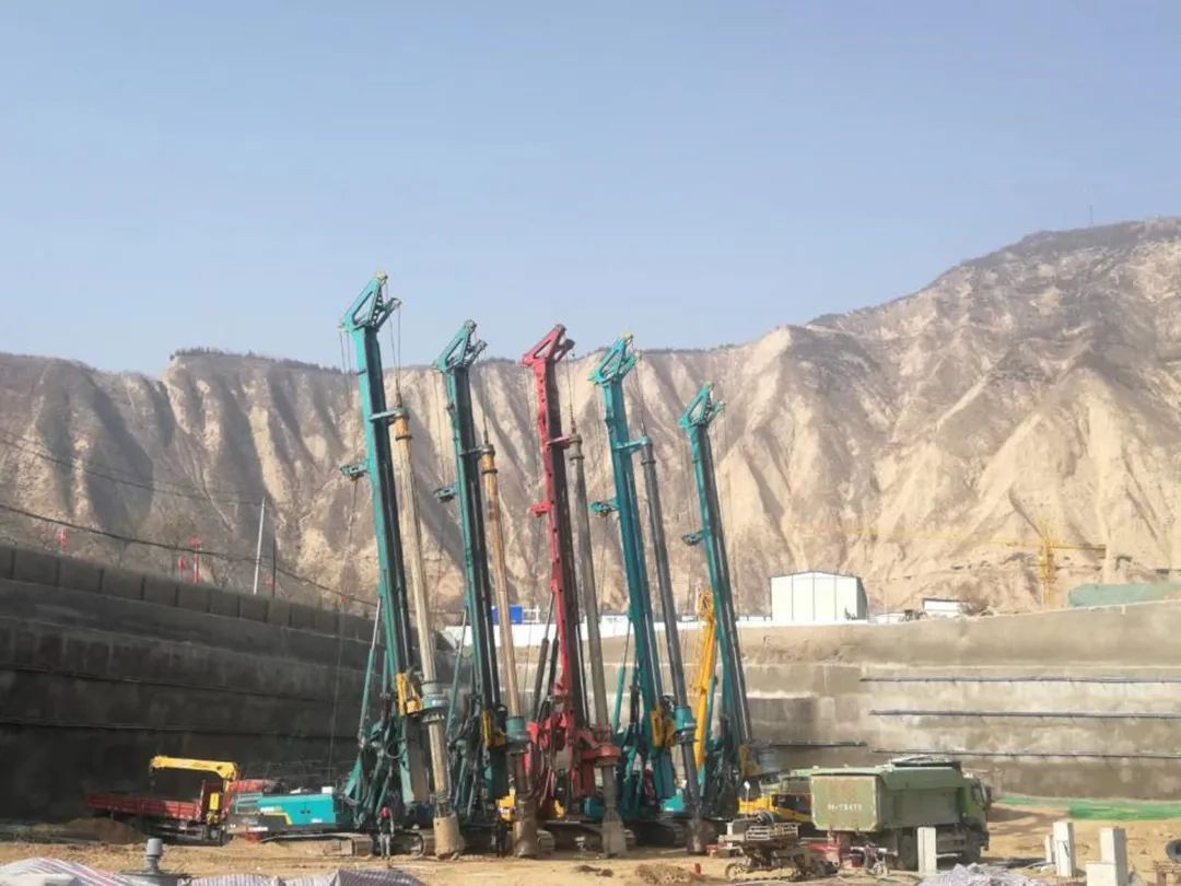 金戈铁马工程路 风雨无阻选3044am永利集团