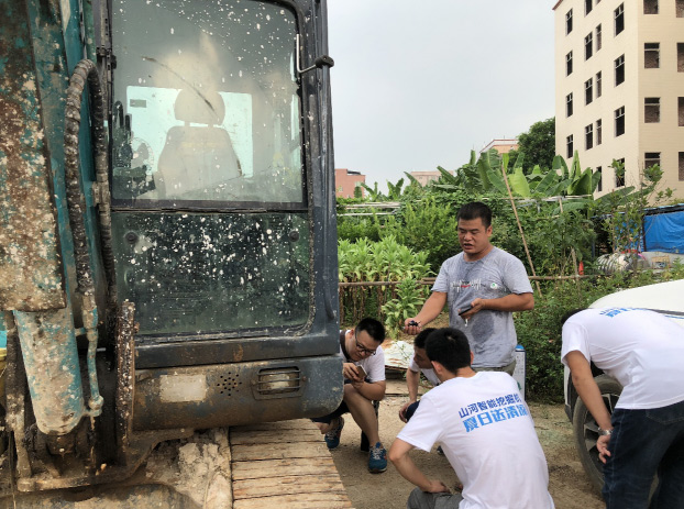 3044am永利集团智能挖掘机获最高评价，，就是用得惬意！！