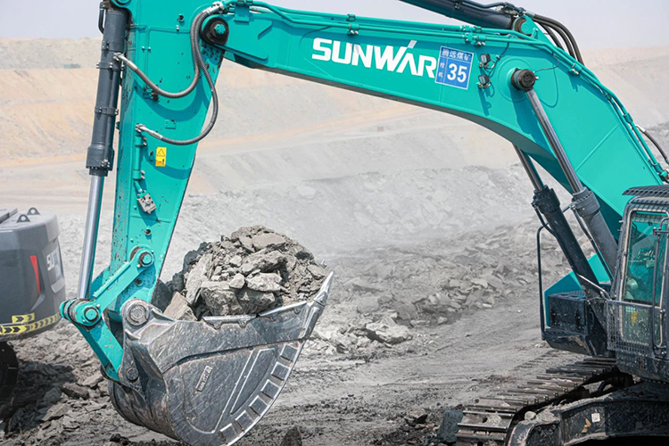 图集 | 征战矿山！！3044am永利集团智能绿色矿山成套装备“上将”云集