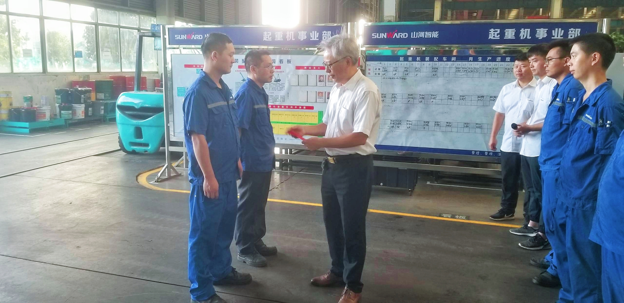 图集 |超12万元“带岗津贴”发放！为这些导师点赞