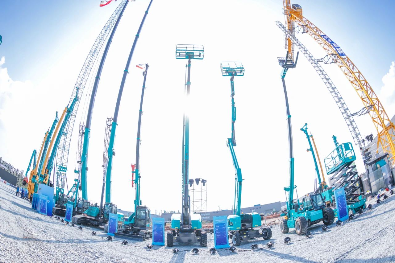 四大成套装备携手登。3044am永利集团智能立异效果展示会交出“亮眼答卷”