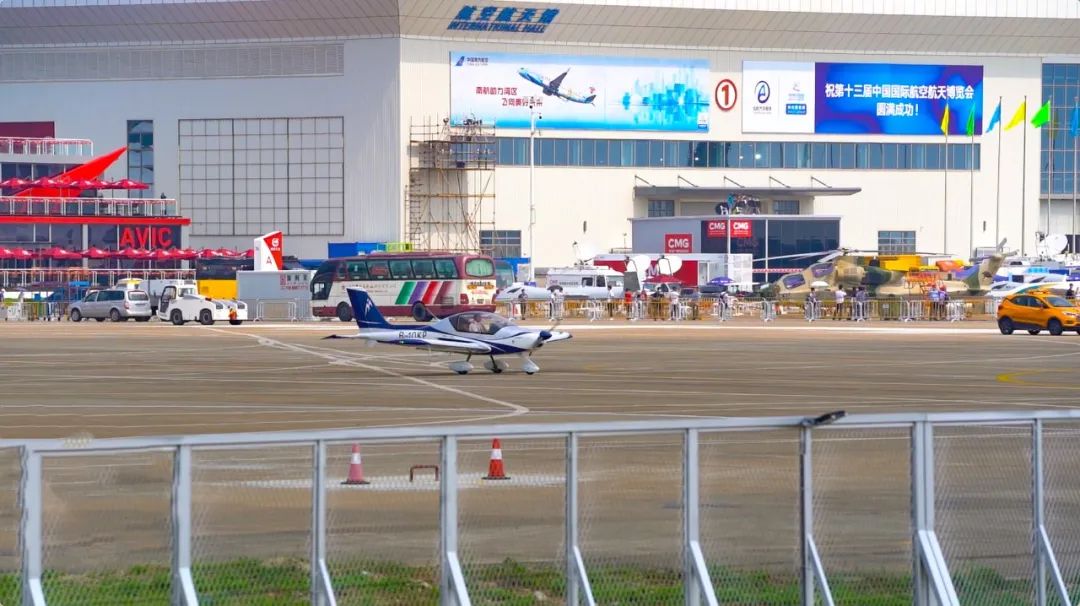 高光时刻！珠海：秸刮ㄒ痪傩泻叫醒莩龅那嵝驮硕苫蠢