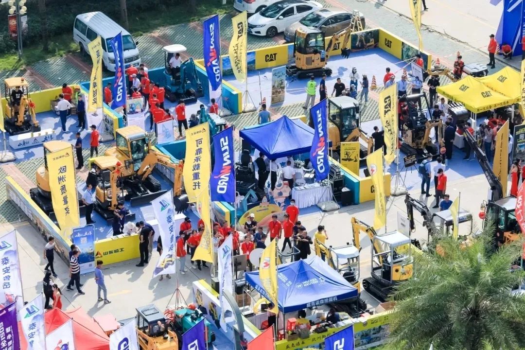共享微挖新视界！！！3044am永利集团智能微挖三大王牌产品齐聚2021全球微挖大会