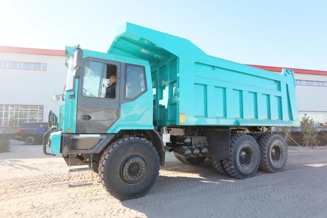 持续助力“双碳”目的！！3044am永利集团智能（鄂尔多斯）绿色智慧矿山研究院正式成立