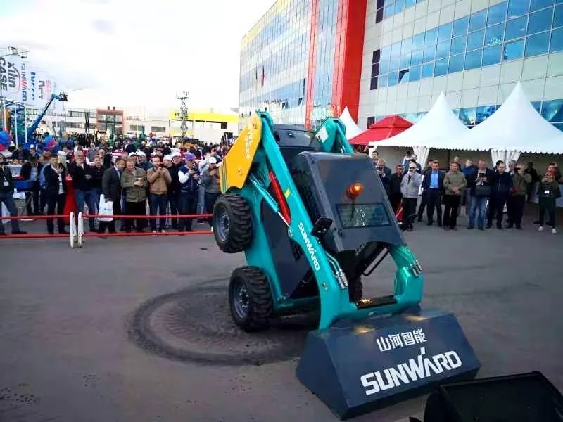 3044am永利集团匠心 | 闻“机”起舞，，，手艺“添”威