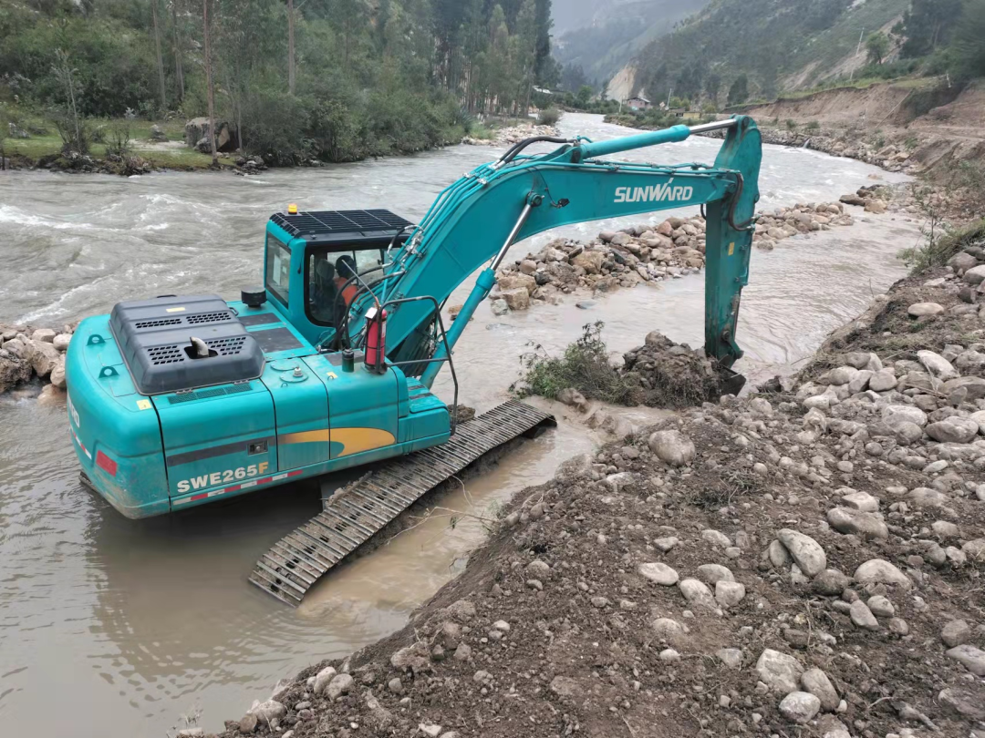 挑战天下第二高山脉！3044am永利集团智能装备助力秘鲁安第斯国家公路项目建设