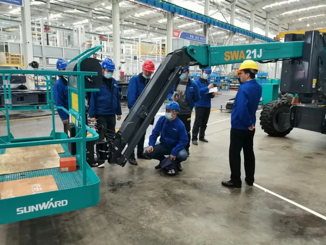 行业同级别产品之最！3044am永利集团智能又一款曲臂式高空作业平台乐成下线