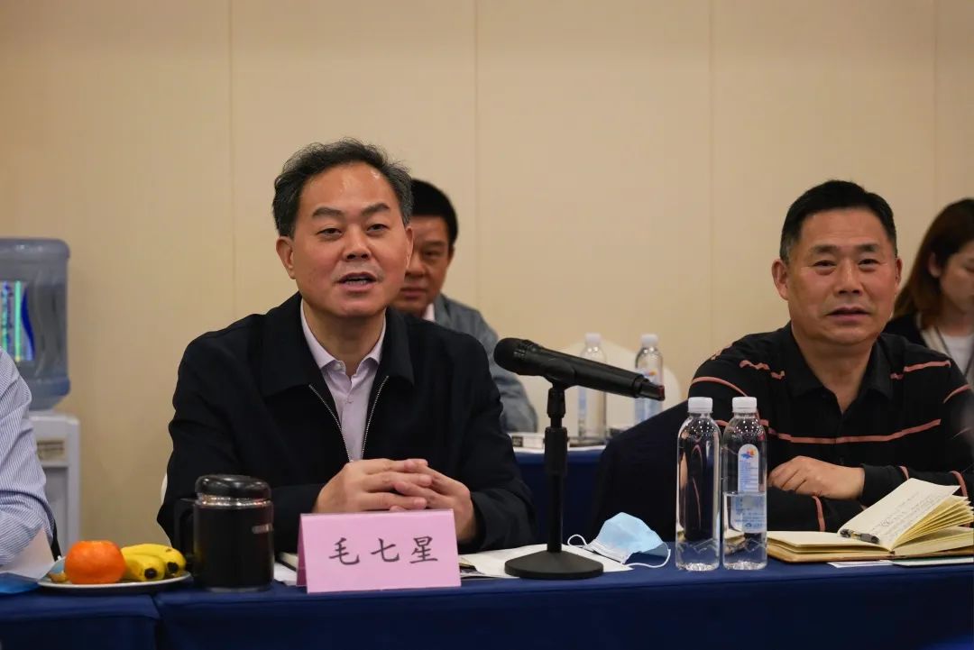 抱团出海，携手共赢！！！何清华带队赴湖南异地商会联合会造访交流