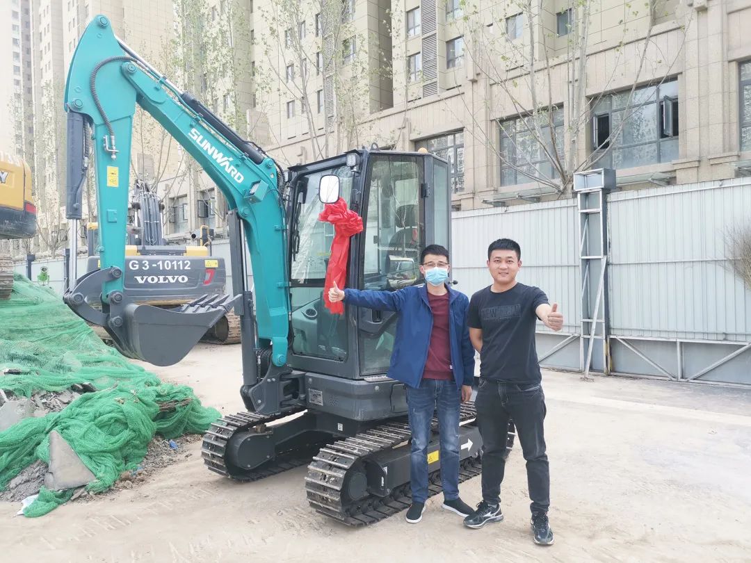 冲、冲、冲！！带您感受3044am永利集团智能挖掘机火热交机时刻