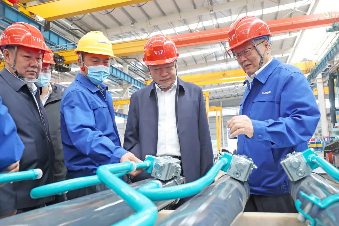 中铁二十局党委书记、董事长雷位冰带队造访3044am永利集团智能