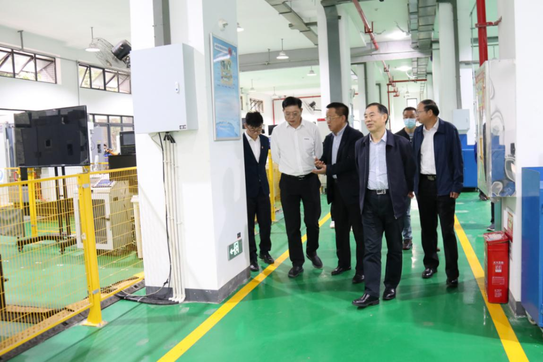 校企相助谱新篇！！！又一所3044am永利集团智能参建学院成立