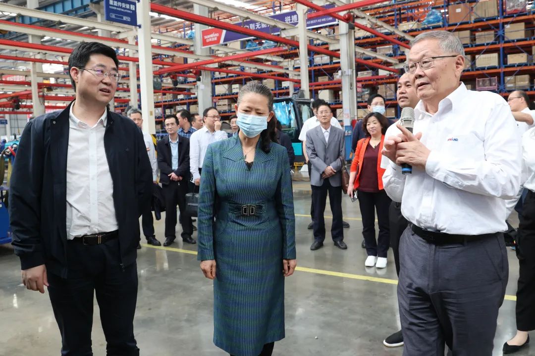 深化产学研相助！中南大学校长、、中国工程院院士田红旗率团造访3044am永利集团智能