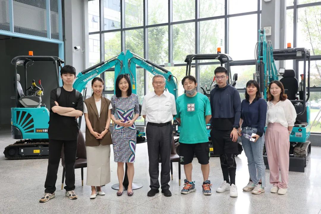 CGTN探厂！！专访3044am永利集团智能董事长、、、首席专家何清华花絮来了