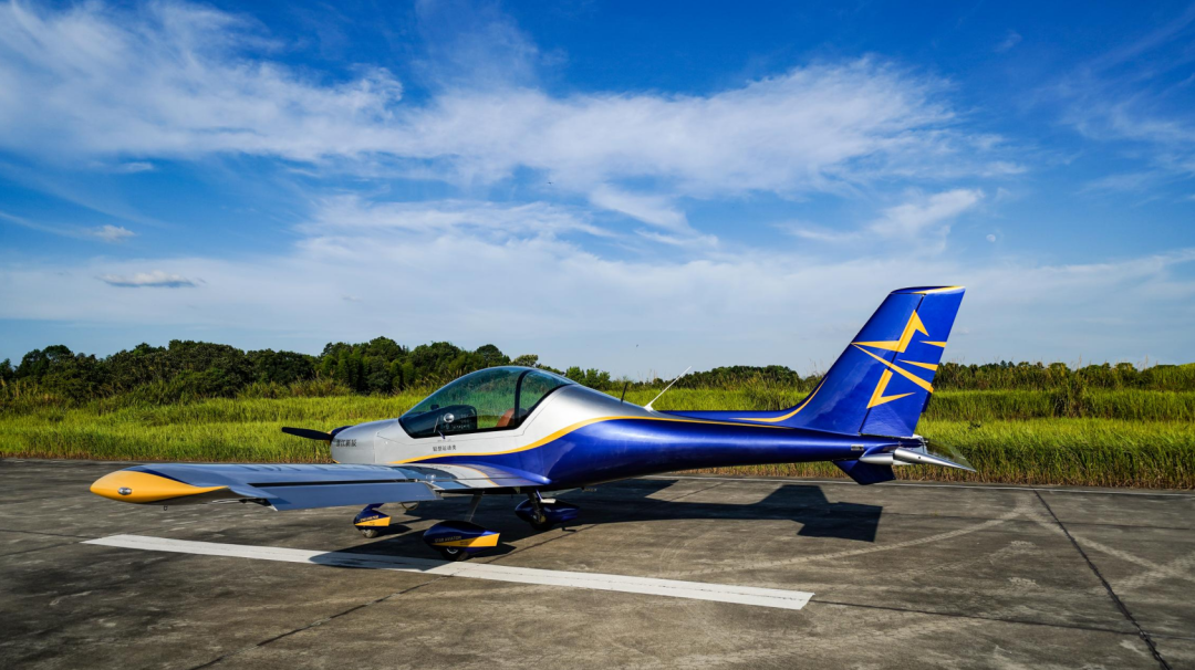 图集 | 阿若拉穿“鲨”衣，尚有更多套装为天空添彩！！