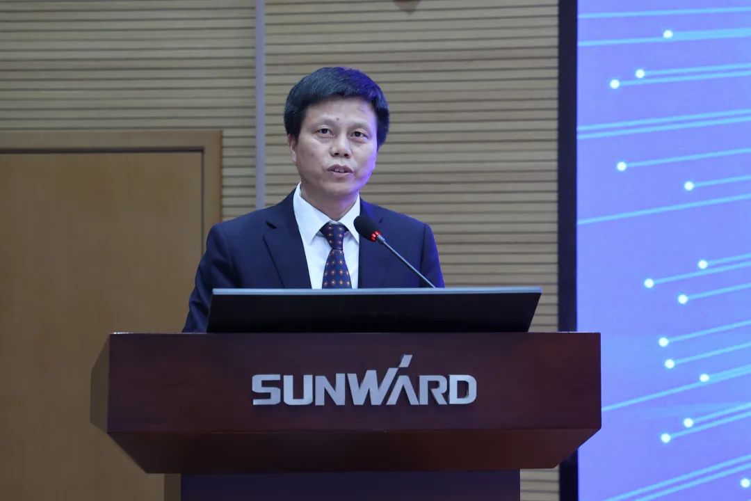 立异引领，智造未来！！！“2022院士专家长沙行”高端装备高质量开展钻研会盛大举行