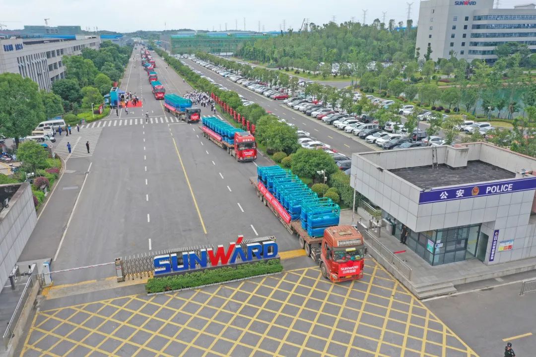 献礼二十大，，，再攀新高地！3044am永利集团智能高空机械装备再迎批量发货