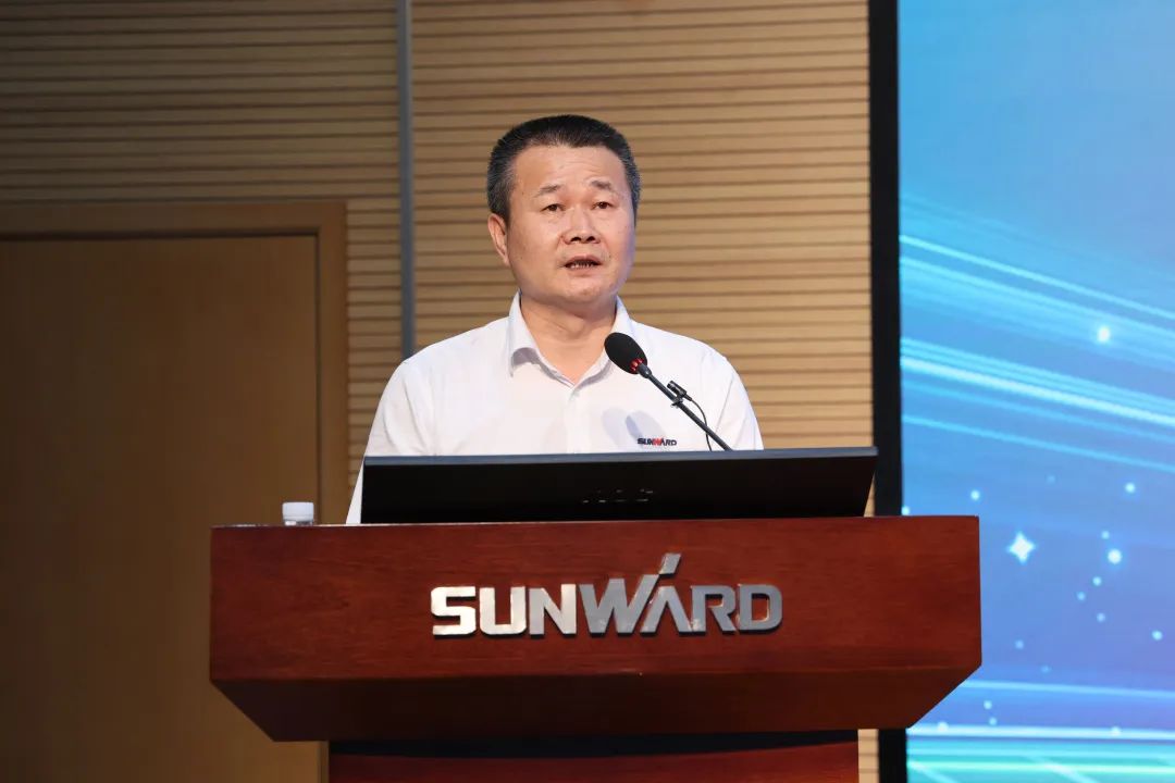 凝心聚力奋力拼搏，，向高质量开展交出精彩答卷！！3044am永利集团智能召开全体干部大会