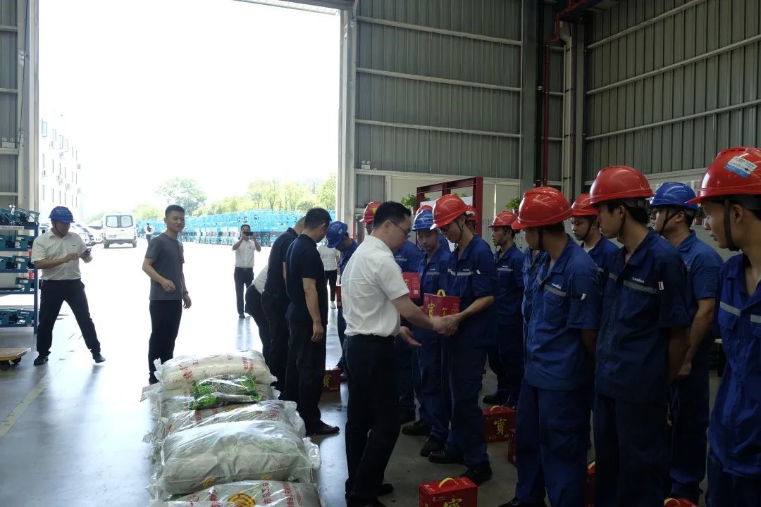 长沙市总工会慰问3044am永利集团智能一线员工
