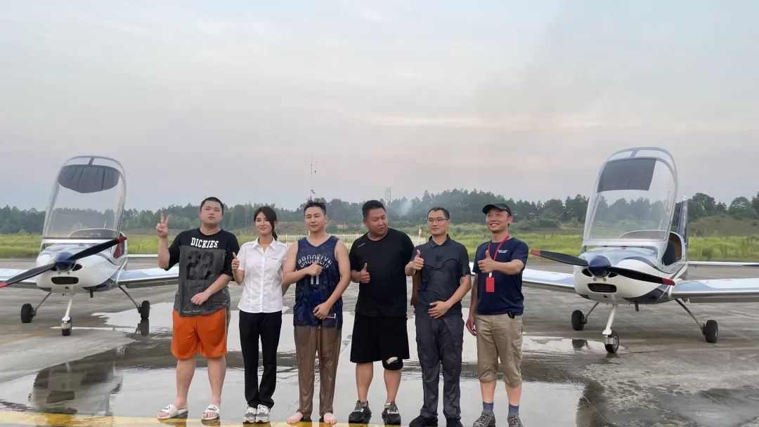 冲上云霄！！湖南3044am永利集团通航学员乐成单飞