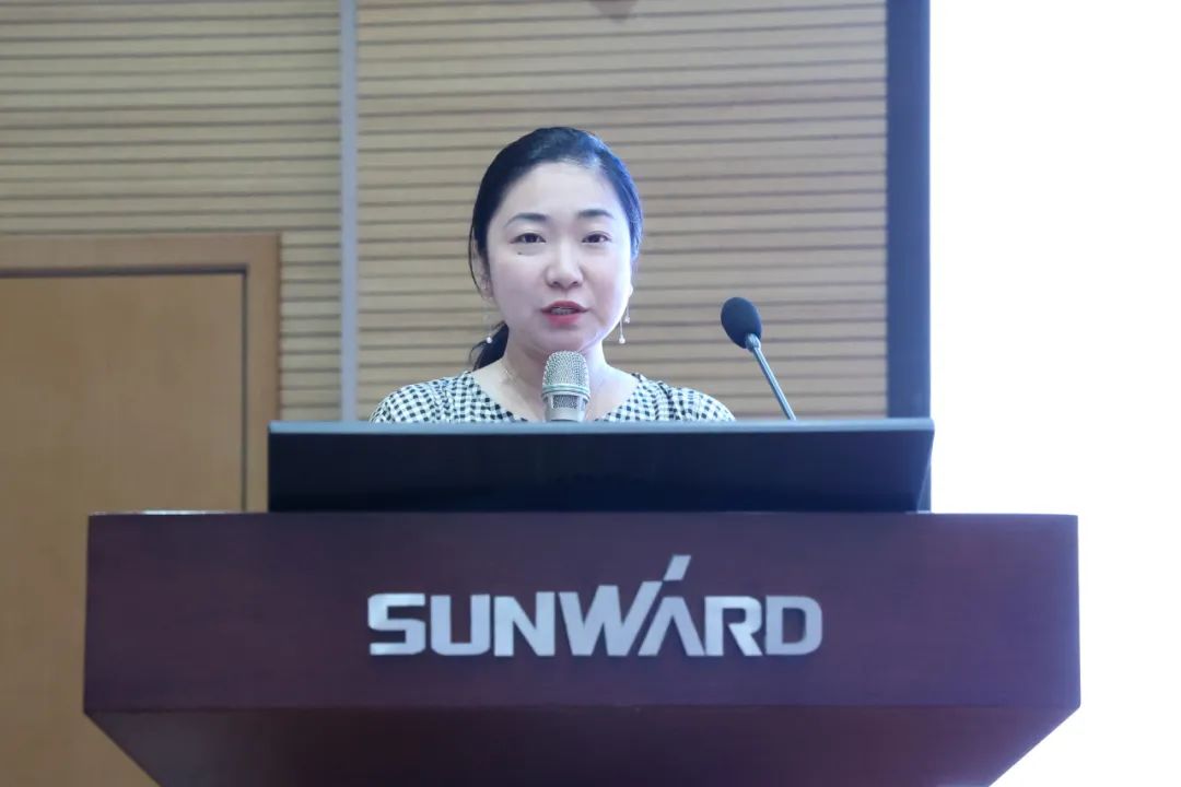 缤纷“暑”假，，，不负所“托”！！3044am永利集团智能职工子女暑期托管班结业啦