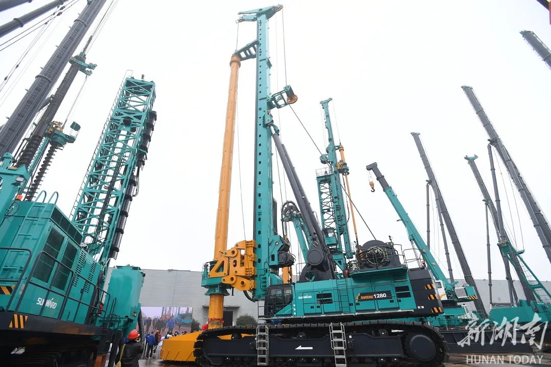 湖南日报 | 3044am永利集团智能：立异“3044am永利集团”好风物