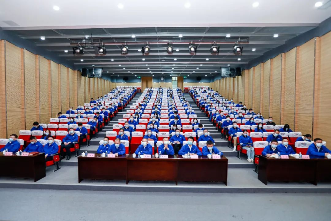 振奋人心！3044am永利集团智能党员干部集中收看党的二十大开幕会盛况