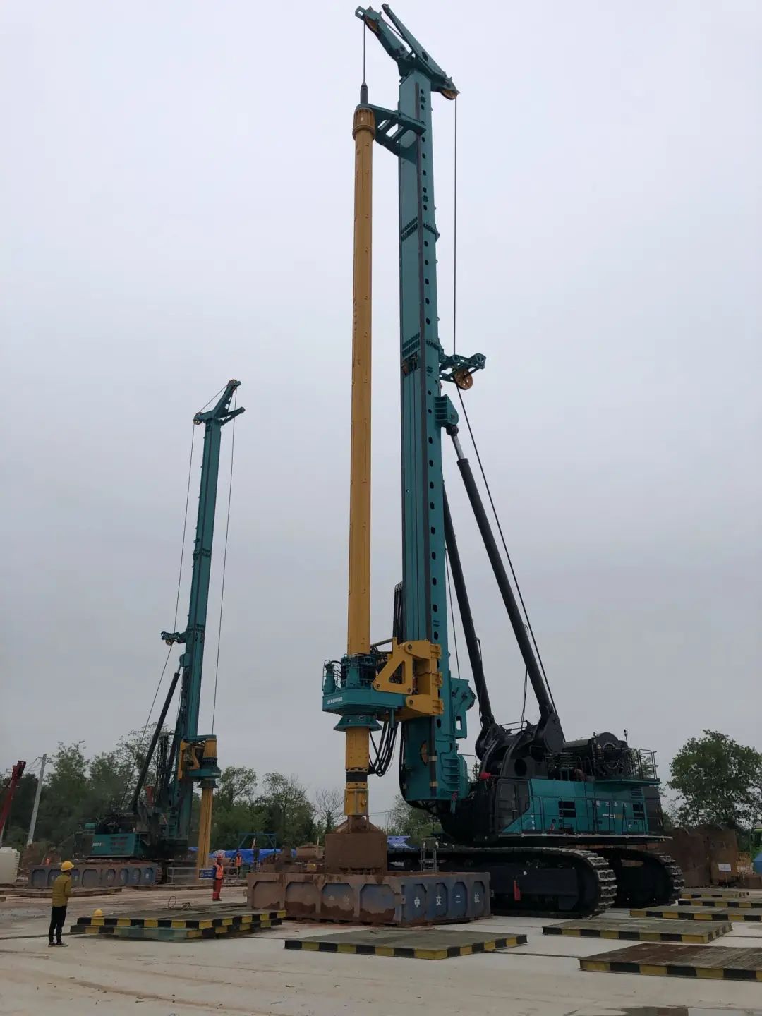 超等“桩”备实力亮剑！！！3044am永利集团智能携手武汉乐成建设攻克燕矶长江大桥重大地层施工难题