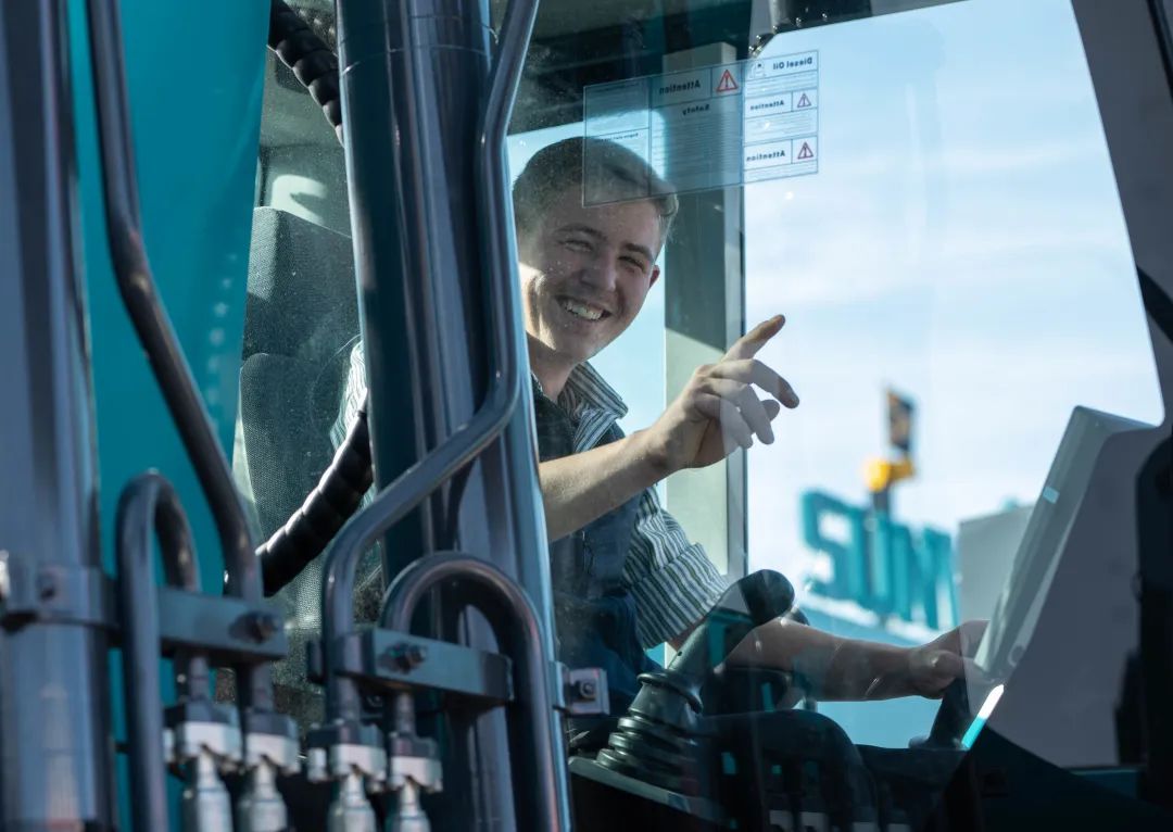 Bauma 2022 | 一组火热现场图带您重温3044am永利集团智能德国宝马展之旅