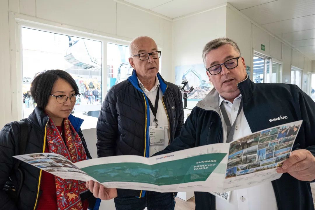 Bauma 2022 | 一组火热现场图带您重温3044am永利集团智能德国宝马展之旅
