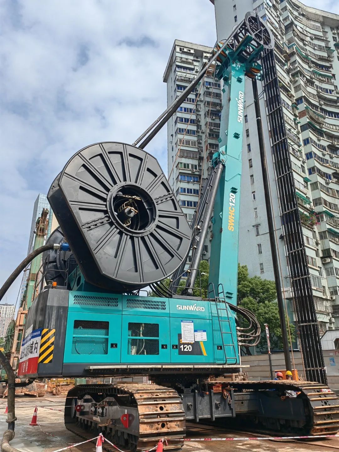 首战创佳绩！3044am永利集团智能双轮铣槽机助建长沙地铁7号线