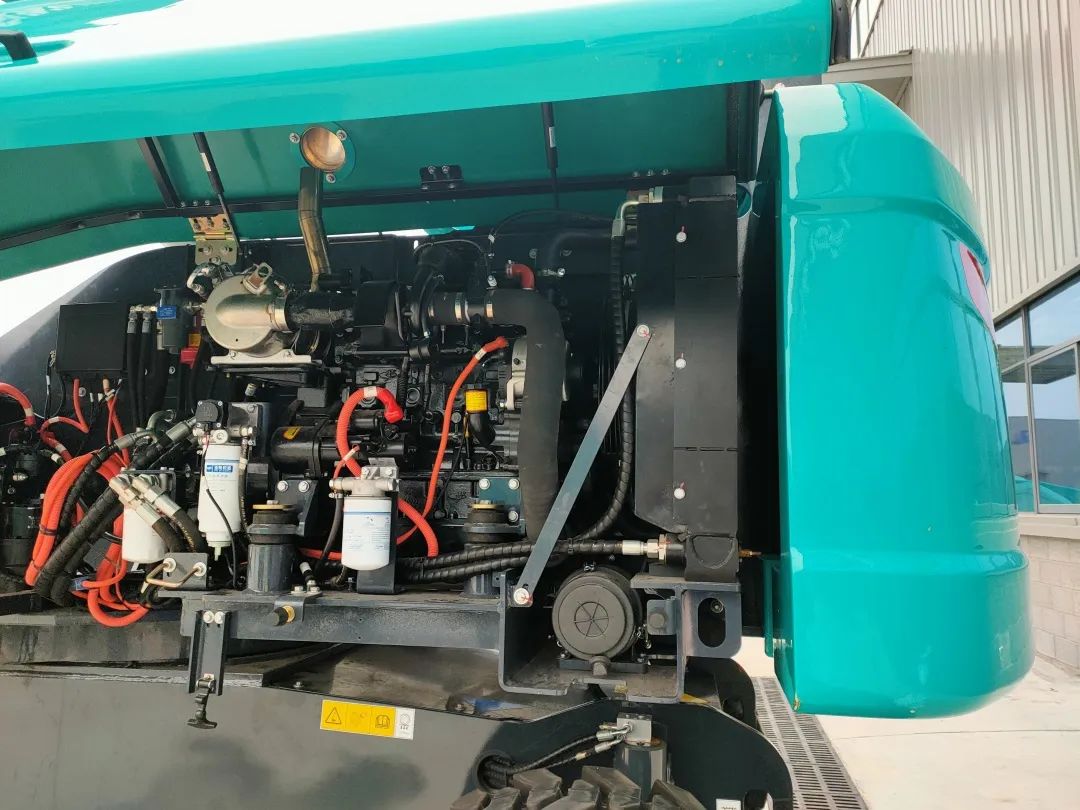 无需扩桥！！！3044am永利集团智能国四款32米直臂式高空作业平台乐成下线