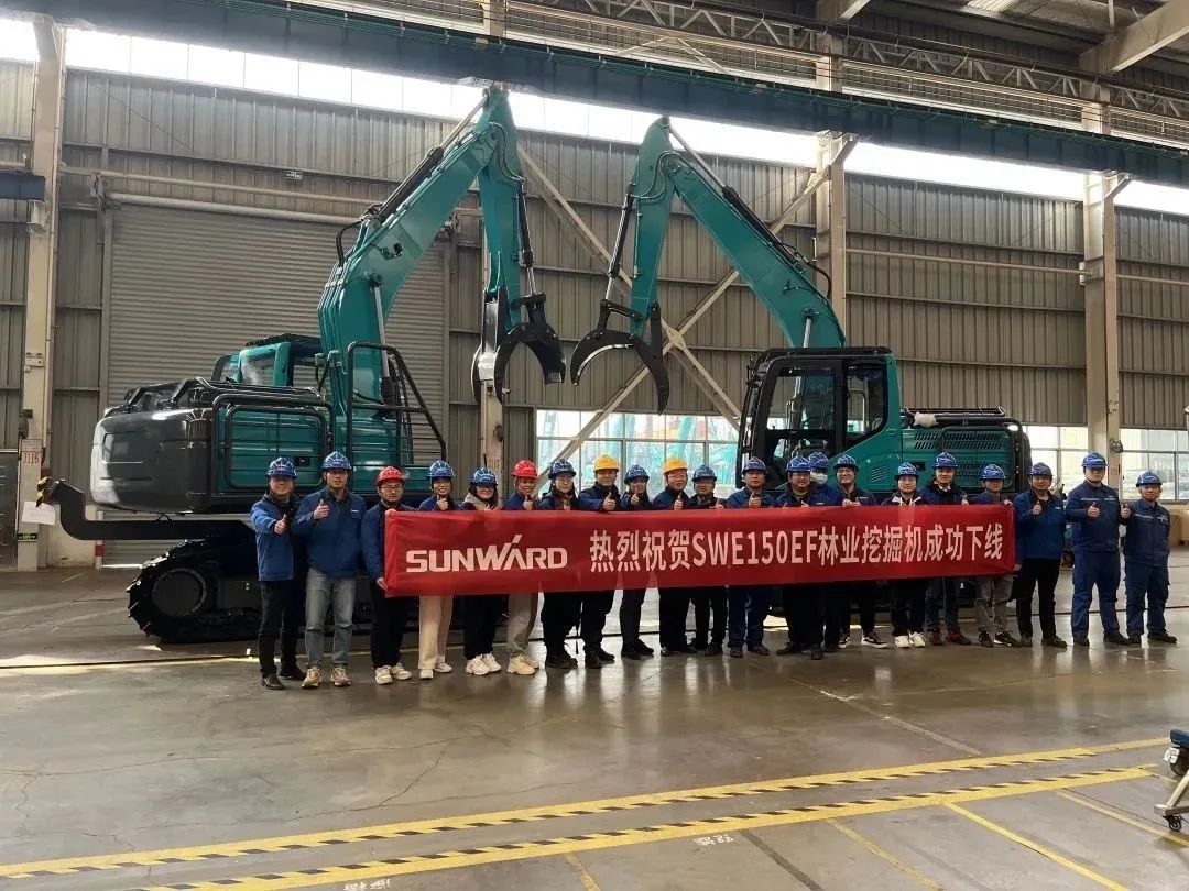 翻山越岭，称霸“武林”！！3044am永利集团智能首款中型林业挖掘机乐成下线