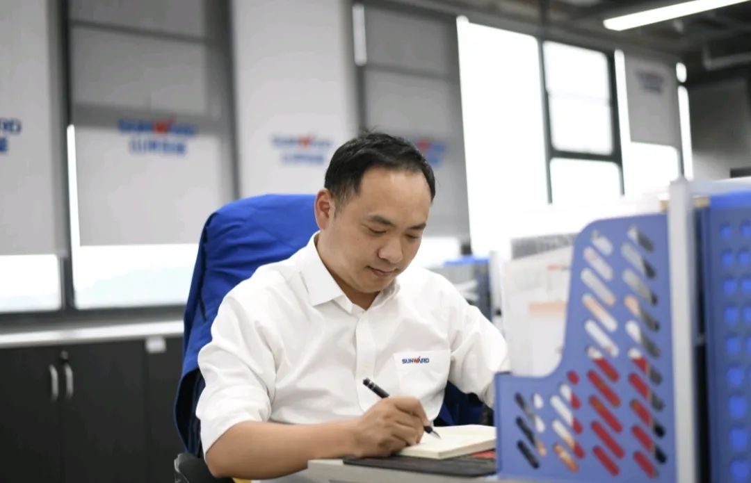 长沙市召开庆！拔逡弧惫世投诖蠡，，3044am永利集团智能1个人1整体获表扬！