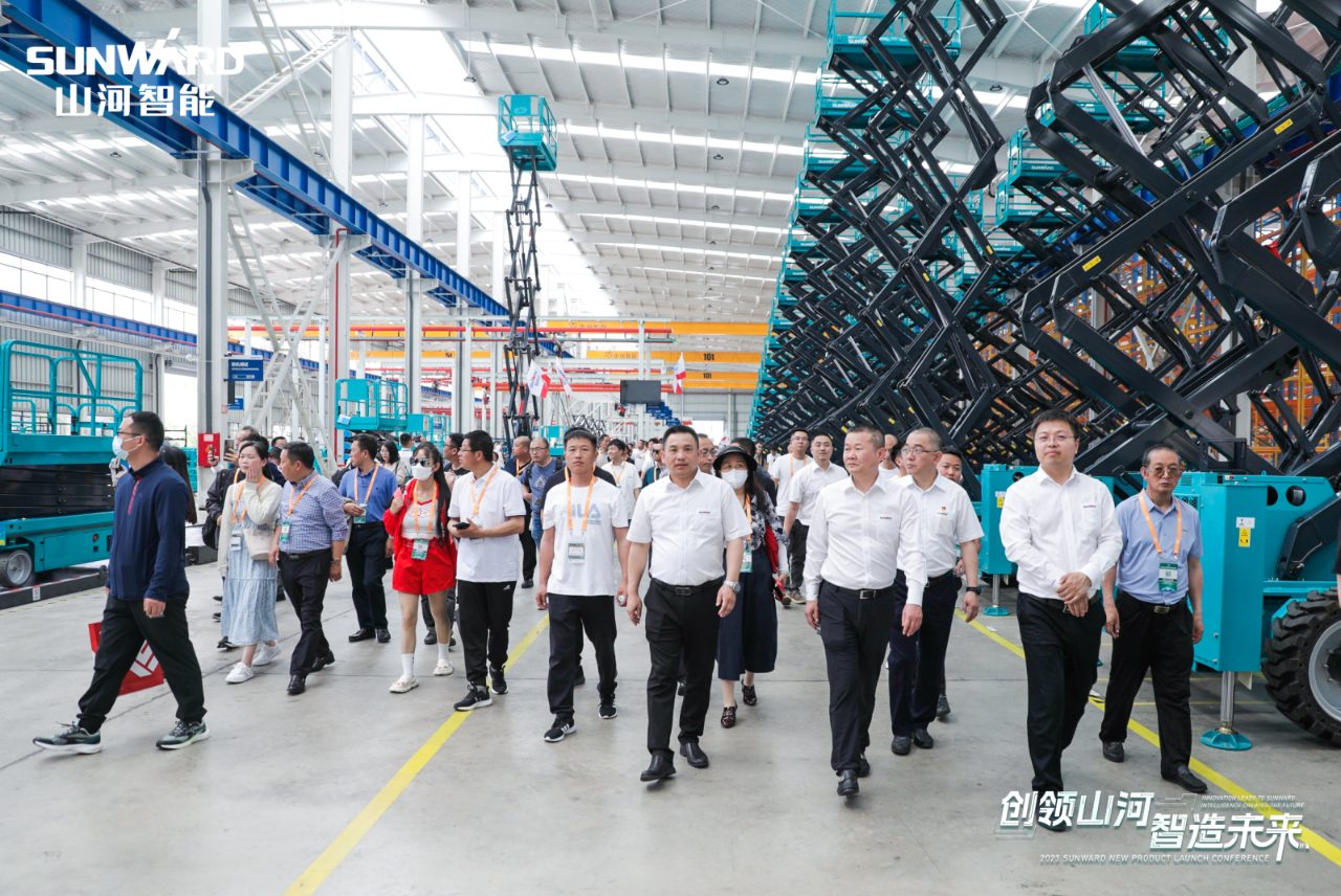 千人齐聚、爆品出击！3044am永利集团智能新品推介会圆满举行