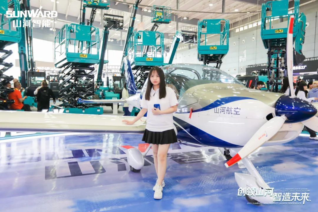 闪灼2023 CICEE！！！看3044am永利集团智能“明星产品”有多“炫”