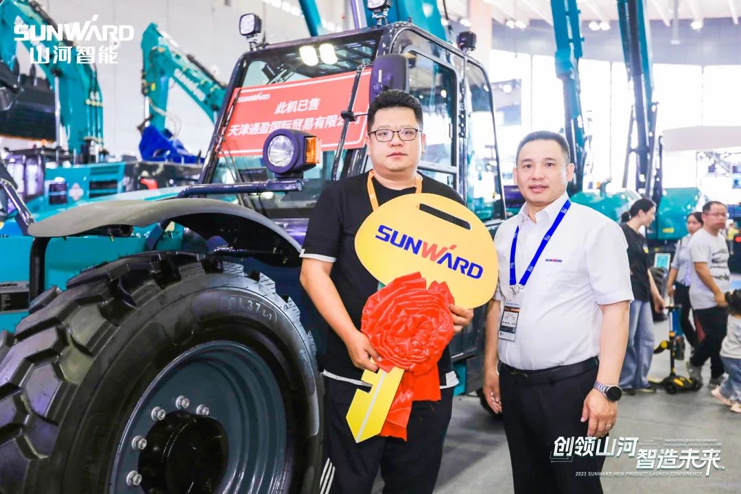 聚焦电动化、、、智能化！！！3044am永利集团智能全系列高空机械产品亮相长沙展