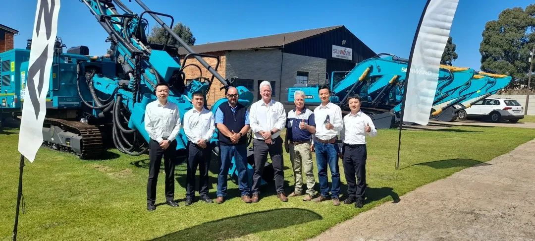 登陆南非，，3044am永利集团智能新型凿岩利器交付客户