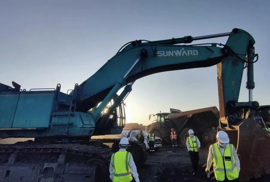 登陆南非，，3044am永利集团智能新型凿岩利器交付客户