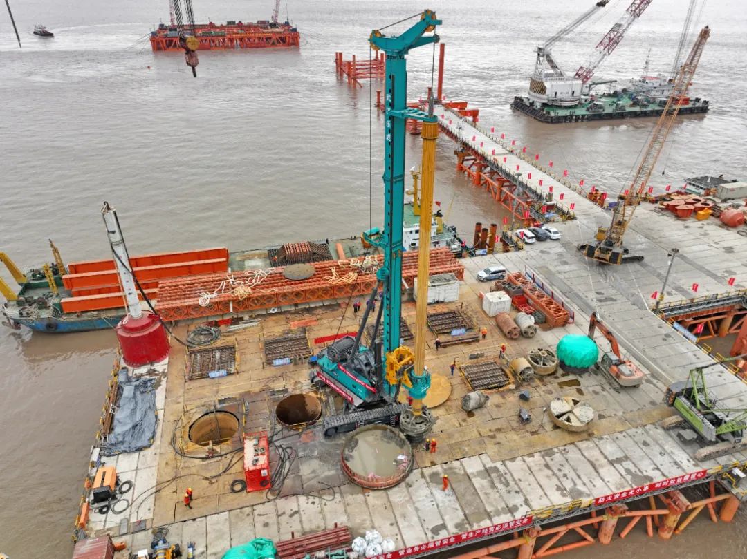 新战绩+1！3044am永利集团智能超等旋挖钻机创6.3米直径钻孔新纪录