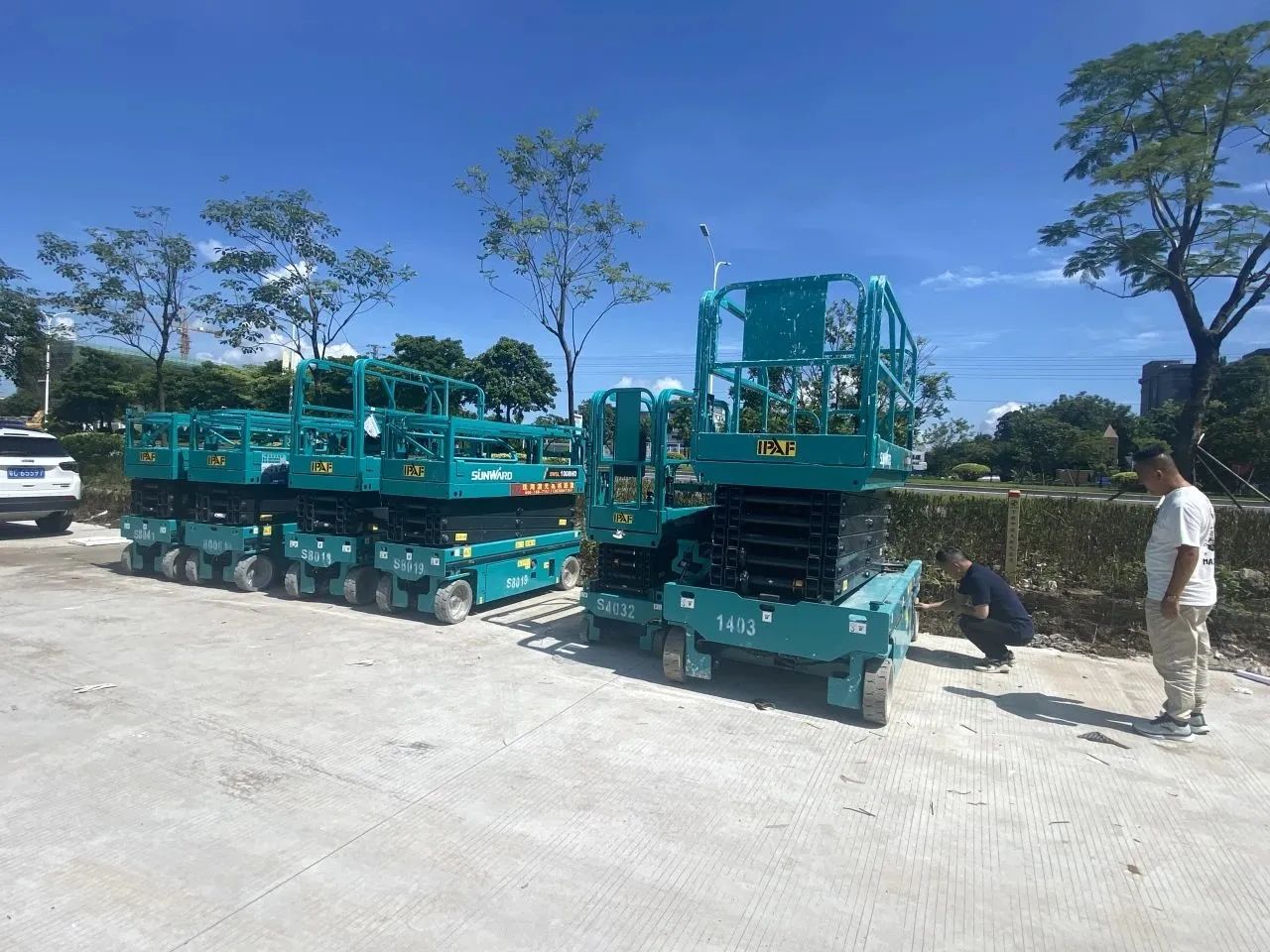 品质3044am永利集团，专心折务！！3044am永利集团智能高空机械服务万里行走进华南