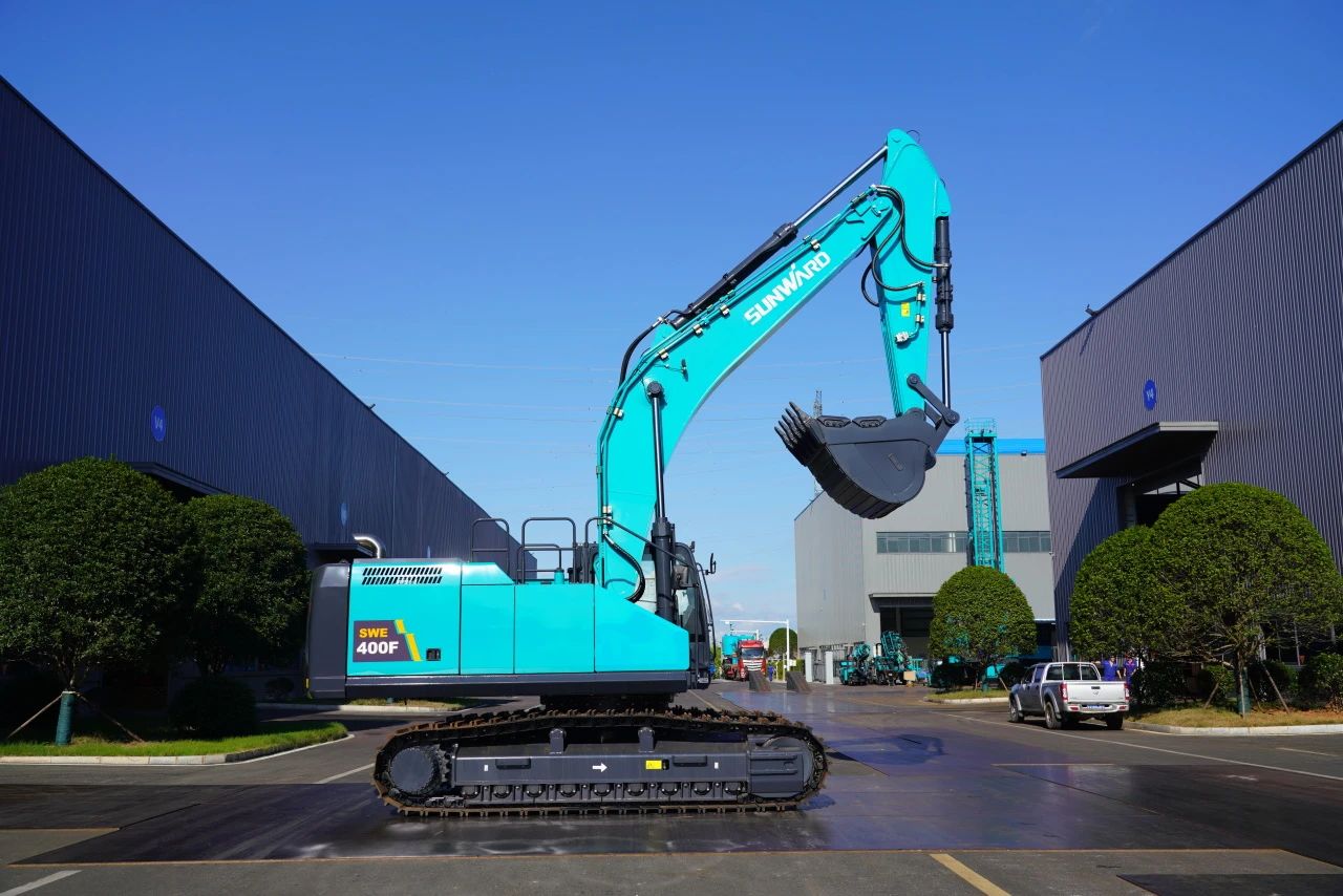 口碑超赞！3044am永利集团智能SWE400F挖掘机荣获工程机械明星产品大奖