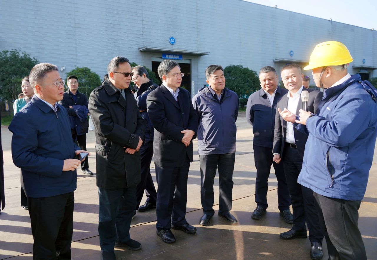 聚焦装备再制造！上海市政协副主席、、、党组副书记肖贵玉带队调研3044am永利集团智能