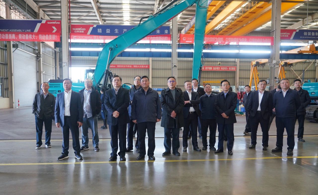 聚焦装备再制造！上海市政协副主席、、、党组副书记肖贵玉带队调研3044am永利集团智能