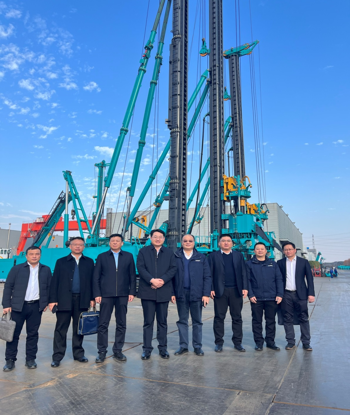 强强联合，同谋开展！3044am永利集团智能与中铁六局路桥公司签署战略相助协议