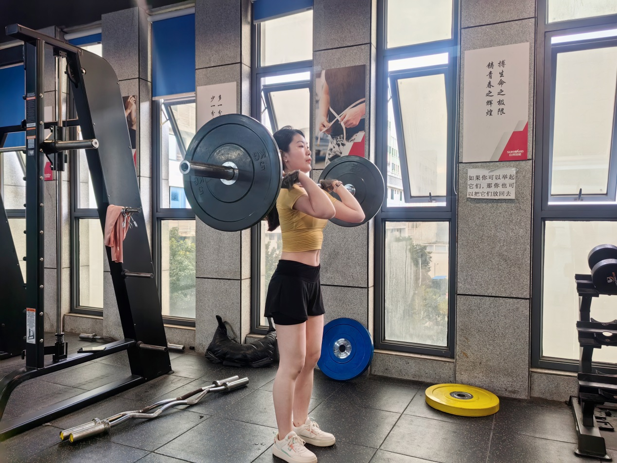 妇女节 | 默默无闻or闪闪发光！！她们值得被望见！！