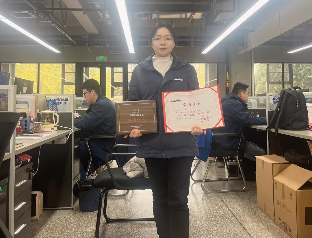 妇女节 | 默默无闻or闪闪发光！！她们值得被望见！！